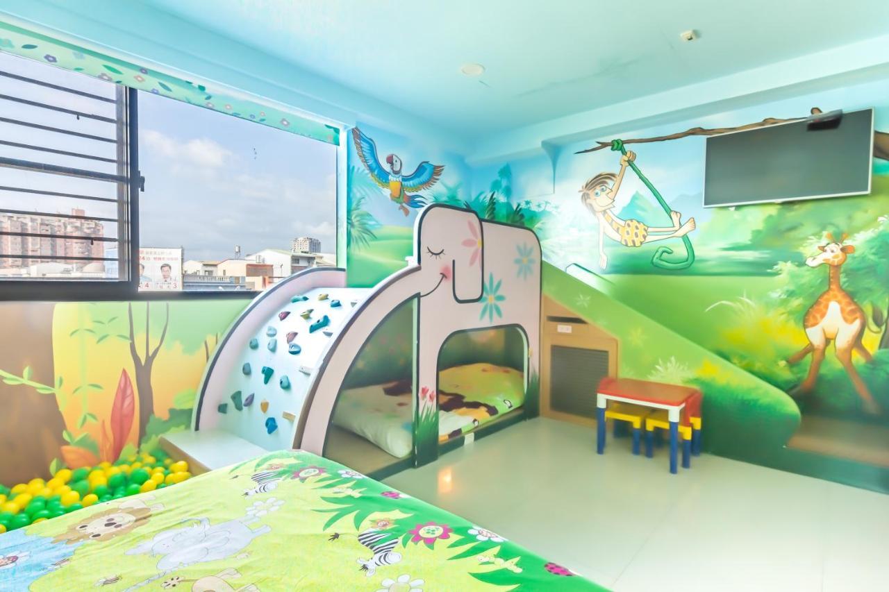 Haian Stay Riverside Bed And Breakfast Tainan Extérieur photo